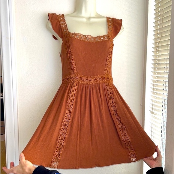 Cute dress by K-La Boutique Dress - Picture 2 of 6